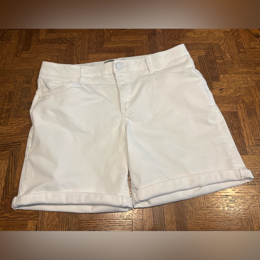 Wit & Wisdom White Jean Shorts
